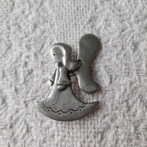 Vintage Angel Brooch Aitkens Pewter Puffy Silver Tone - Picture 7 of 16